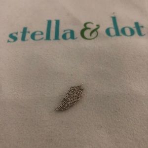 Sterling silver angel wing pendant